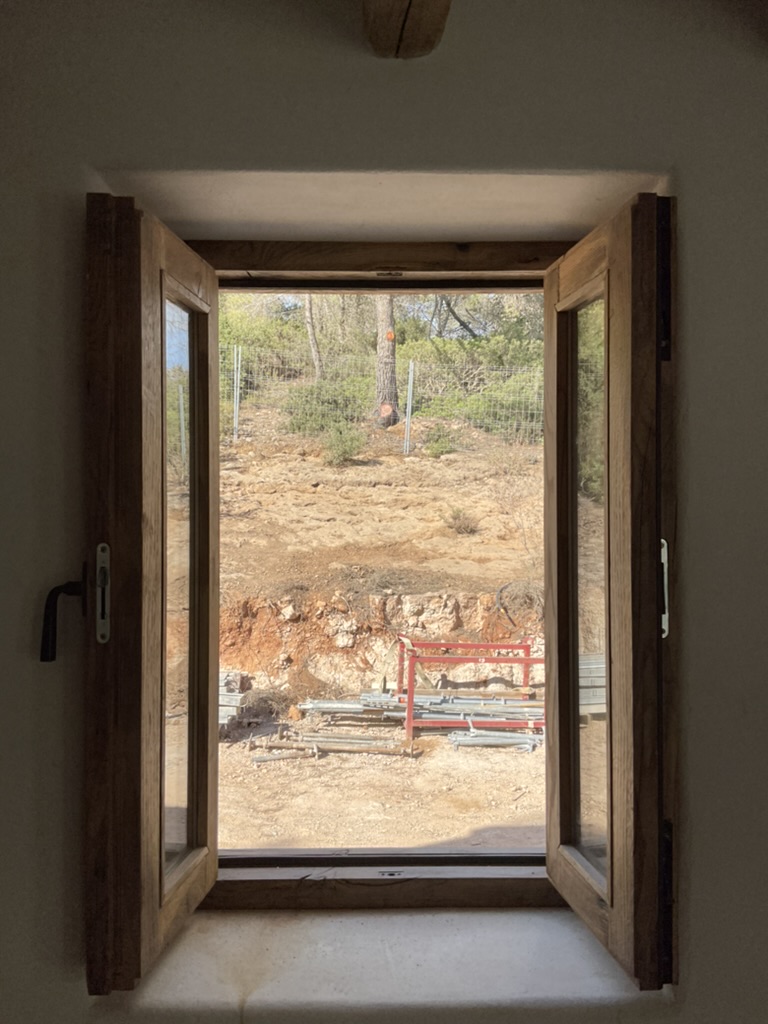 Ventanas de madera con cristal templado